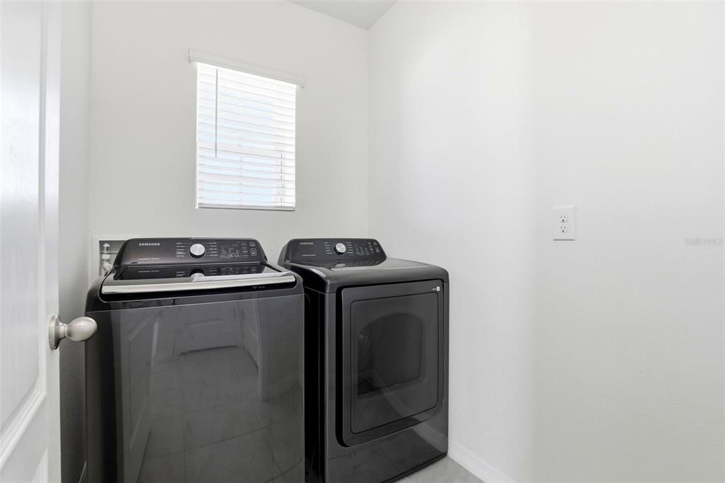 待售: $345,000 (3 贝兹, 2 浴室, 1620 平方英尺)