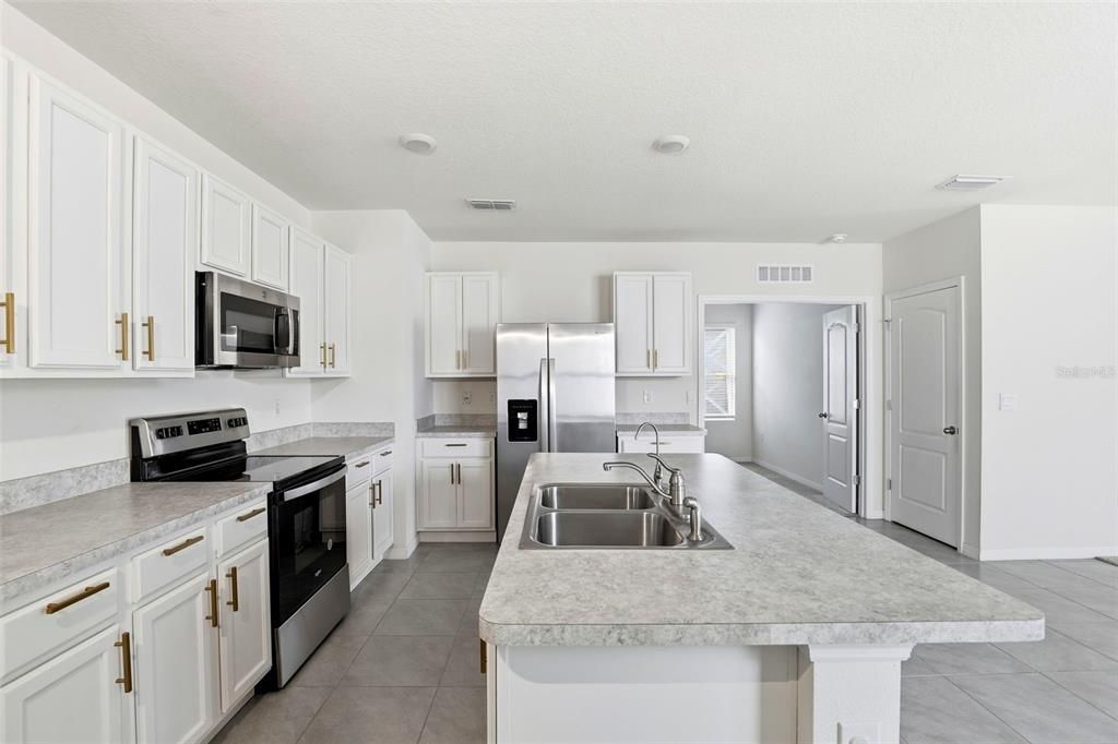 待售: $345,000 (3 贝兹, 2 浴室, 1620 平方英尺)