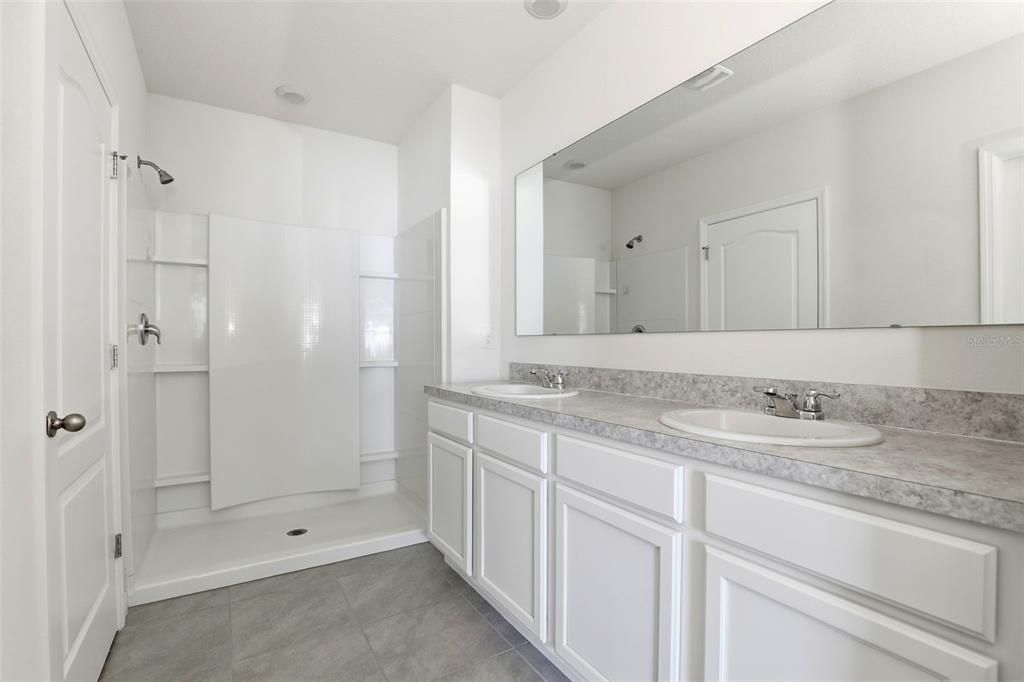 待售: $345,000 (3 贝兹, 2 浴室, 1620 平方英尺)