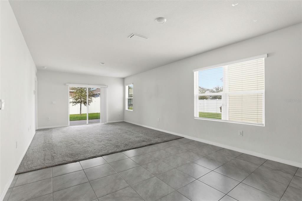 待售: $345,000 (3 贝兹, 2 浴室, 1620 平方英尺)