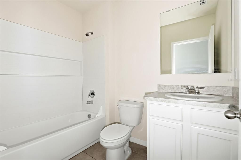 待售: $345,000 (3 贝兹, 2 浴室, 1620 平方英尺)