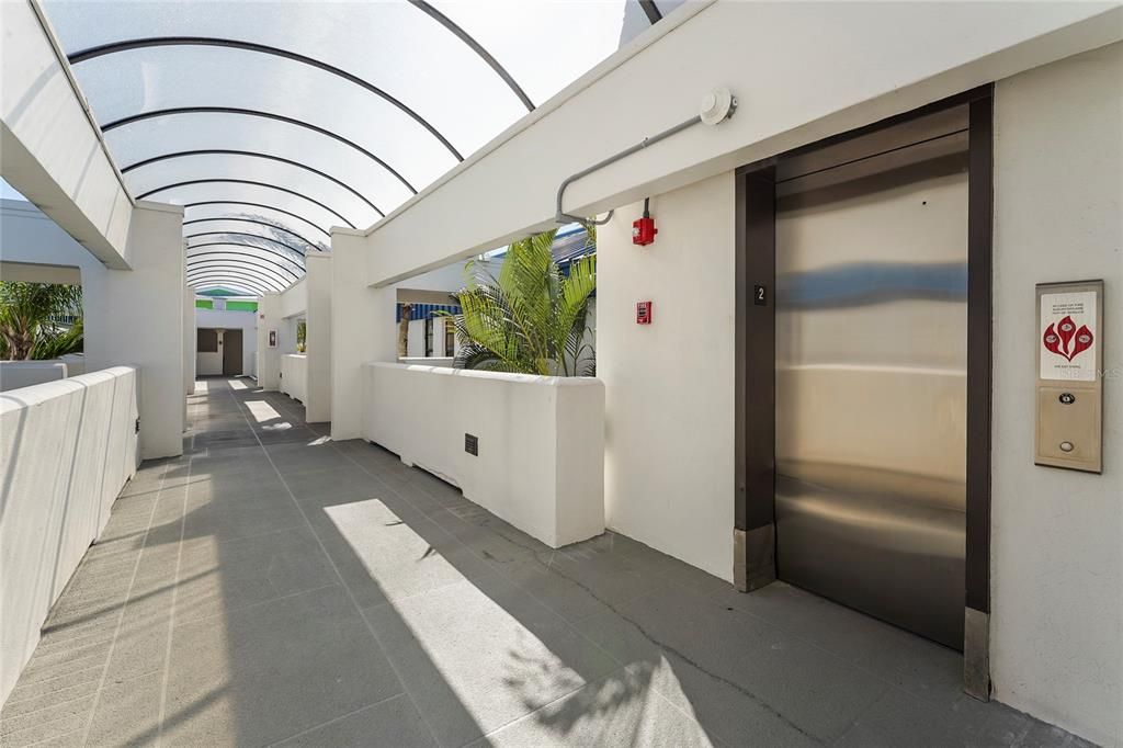 На продажу: $775,000 (2 спален, 2 ванн, 1259 Квадратных фут)