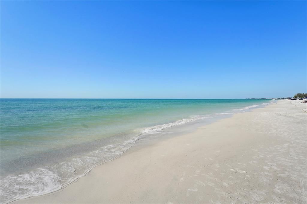 На продажу: $775,000 (2 спален, 2 ванн, 1259 Квадратных фут)