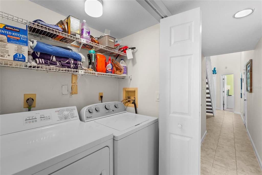 На продажу: $775,000 (2 спален, 2 ванн, 1259 Квадратных фут)