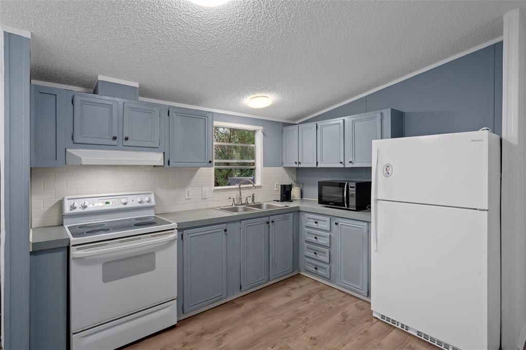 En Venta: $279,900 (3 camas, 2 baños, 960 Pies cuadrados)