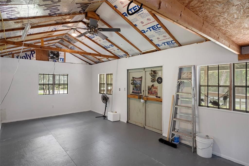 En Venta: $279,900 (3 camas, 2 baños, 960 Pies cuadrados)