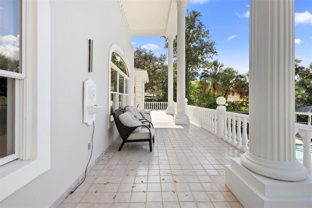 For Sale: $2,590,000 (5 beds, 5 baths, 8100 Square Feet)