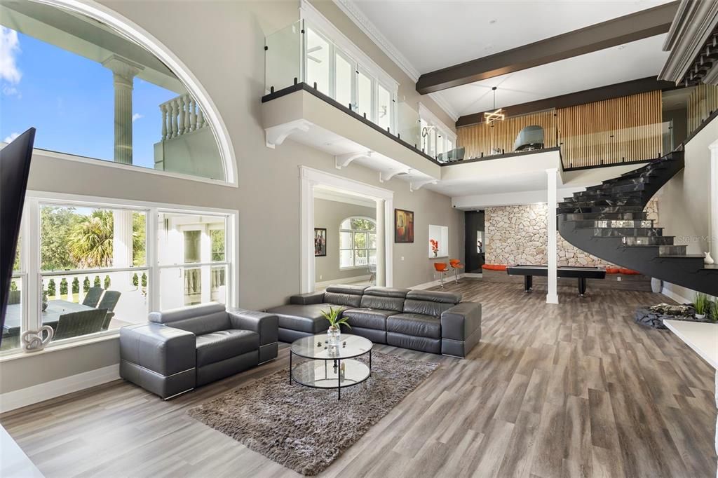 For Sale: $2,590,000 (5 beds, 5 baths, 8100 Square Feet)