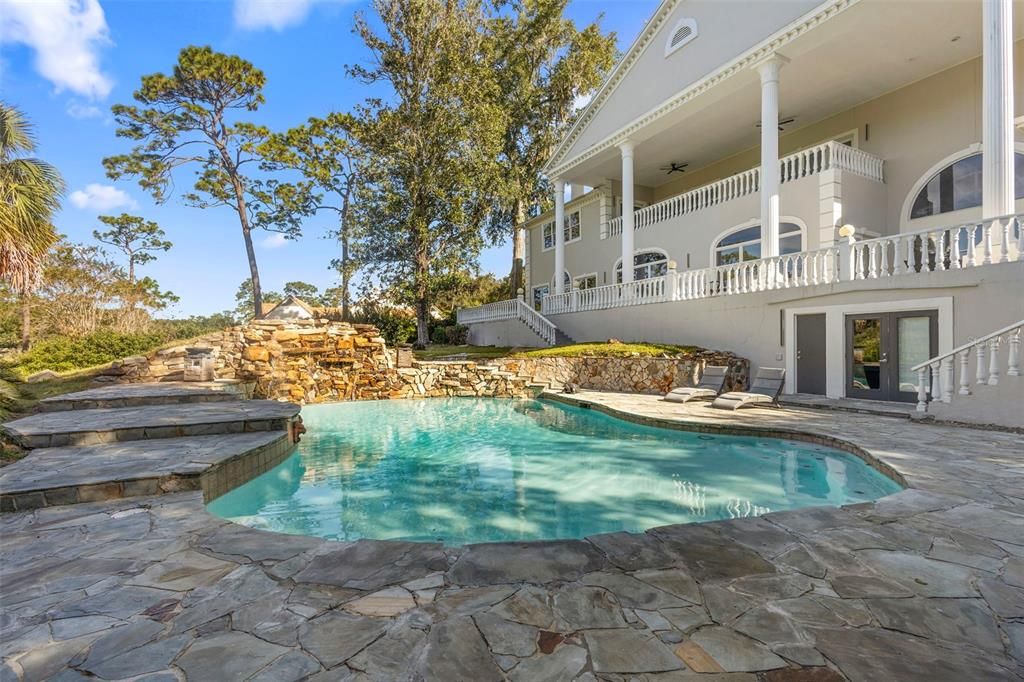 For Sale: $2,590,000 (5 beds, 5 baths, 8100 Square Feet)