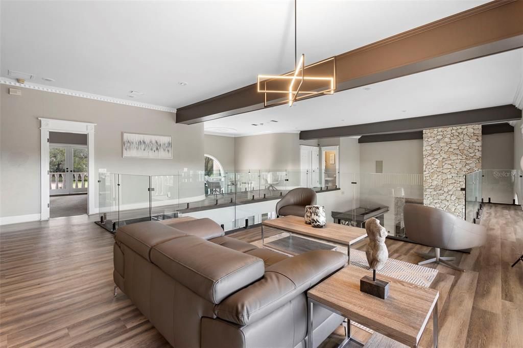 For Sale: $2,590,000 (5 beds, 5 baths, 8100 Square Feet)