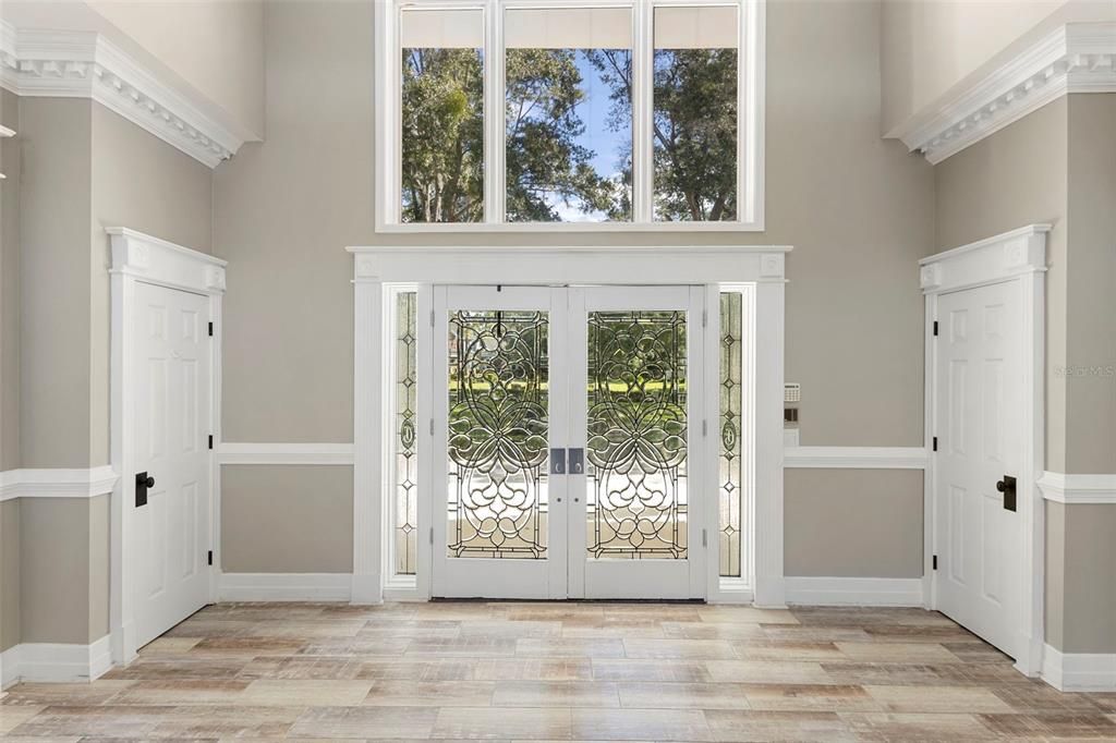 For Sale: $2,590,000 (5 beds, 5 baths, 8100 Square Feet)