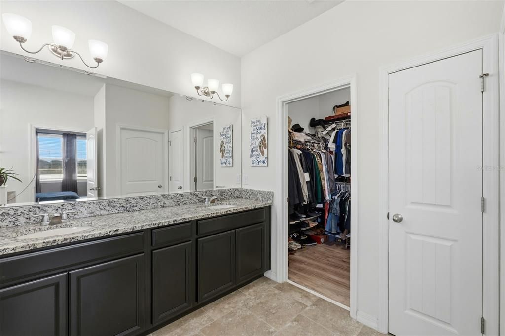 待售: $575,000 (4 贝兹, 3 浴室, 2787 平方英尺)