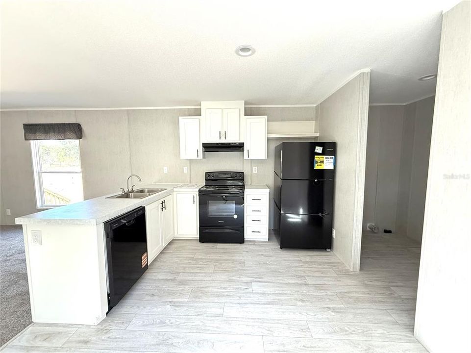 待售: $169,900 (3 贝兹, 2 浴室, 1128 平方英尺)