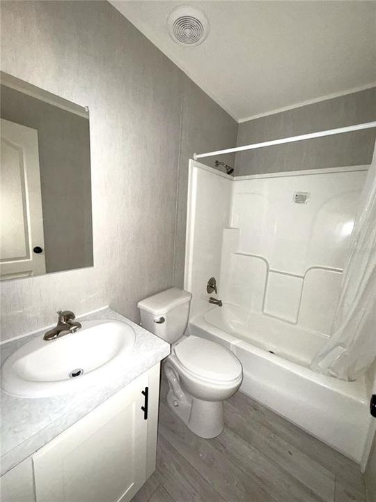 待售: $169,900 (3 贝兹, 2 浴室, 1128 平方英尺)