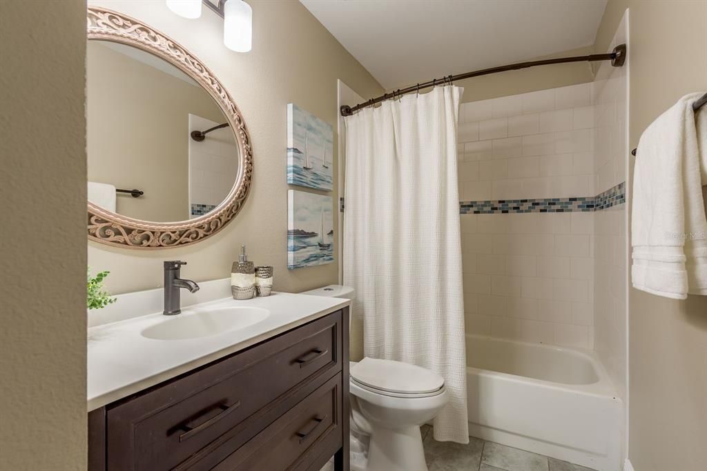 Activo con contrato: $269,000 (2 camas, 2 baños, 1161 Pies cuadrados)