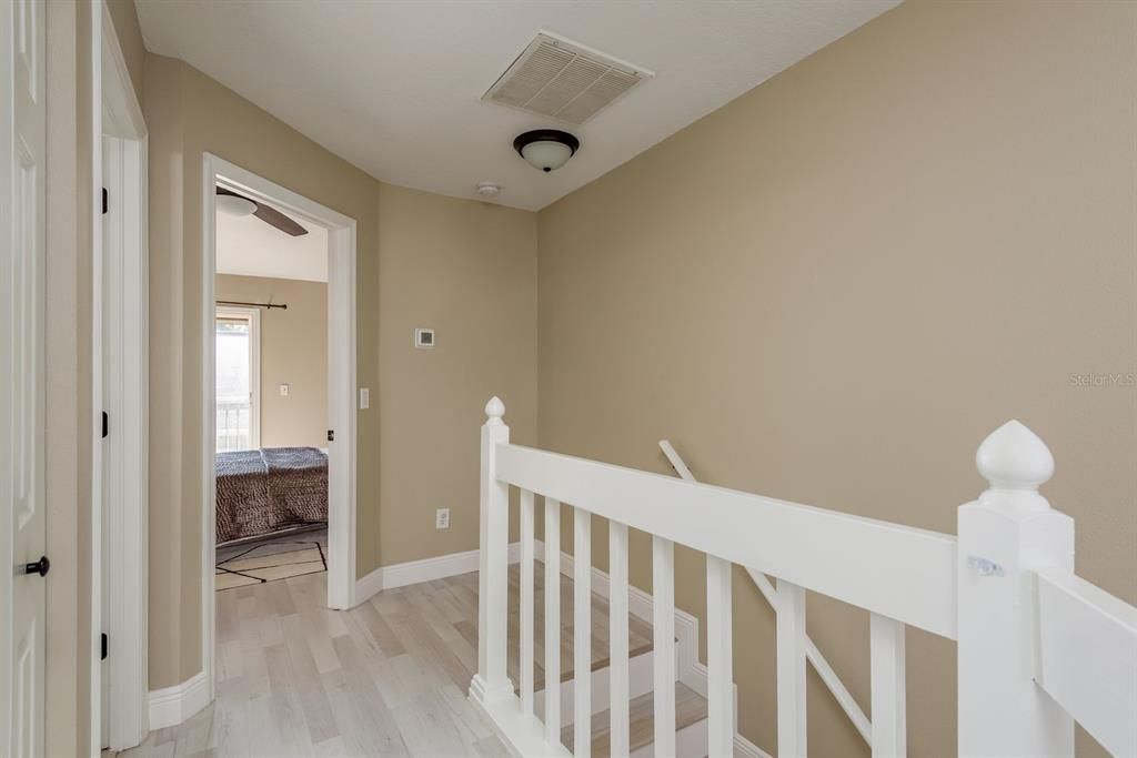 Activo con contrato: $269,000 (2 camas, 2 baños, 1161 Pies cuadrados)