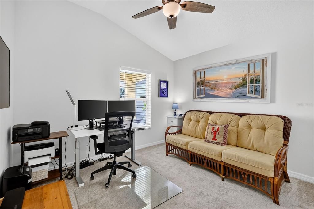 На продажу: $349,997 (2 спален, 2 ванн, 1310 Квадратных фут)