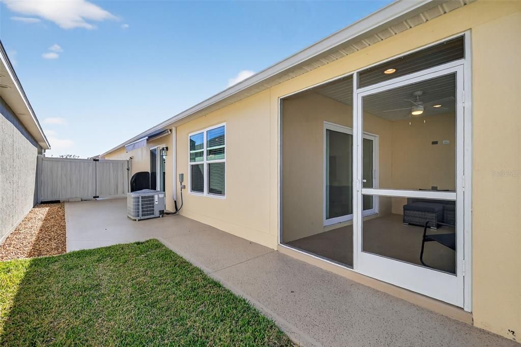 На продажу: $349,997 (2 спален, 2 ванн, 1310 Квадратных фут)