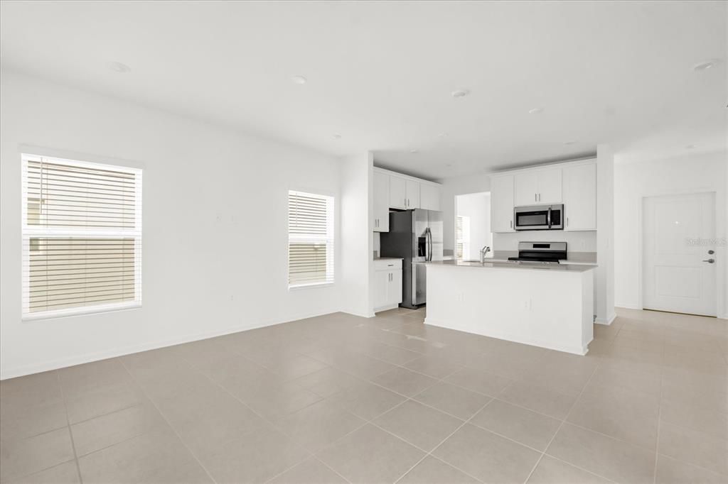 В аренду: $2,340 (3 спален, 2 ванн, 1782 Квадратных фут)