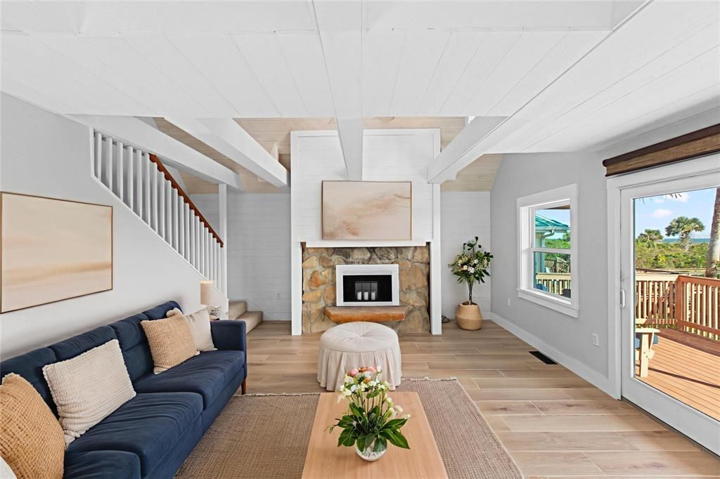 For Sale: $2,200,000 (3 beds, 3 baths, 2743 Square Feet)