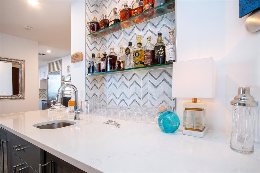 For Sale: $1,595,000 (2 beds, 2 baths, 1598 Square Feet)