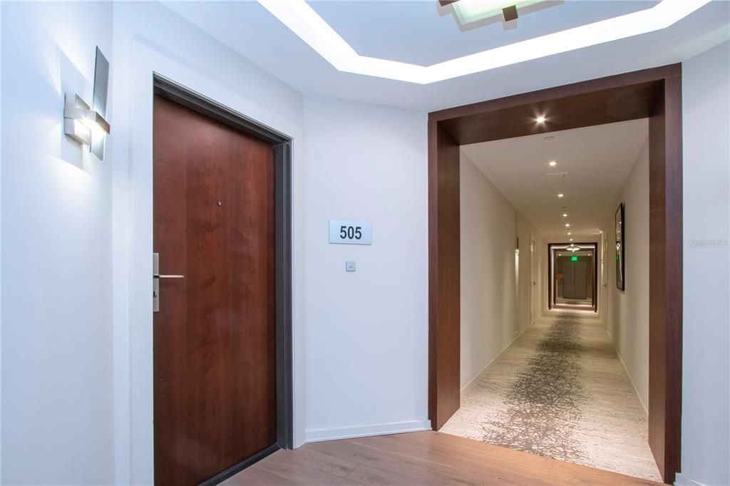 For Sale: $1,595,000 (2 beds, 2 baths, 1598 Square Feet)