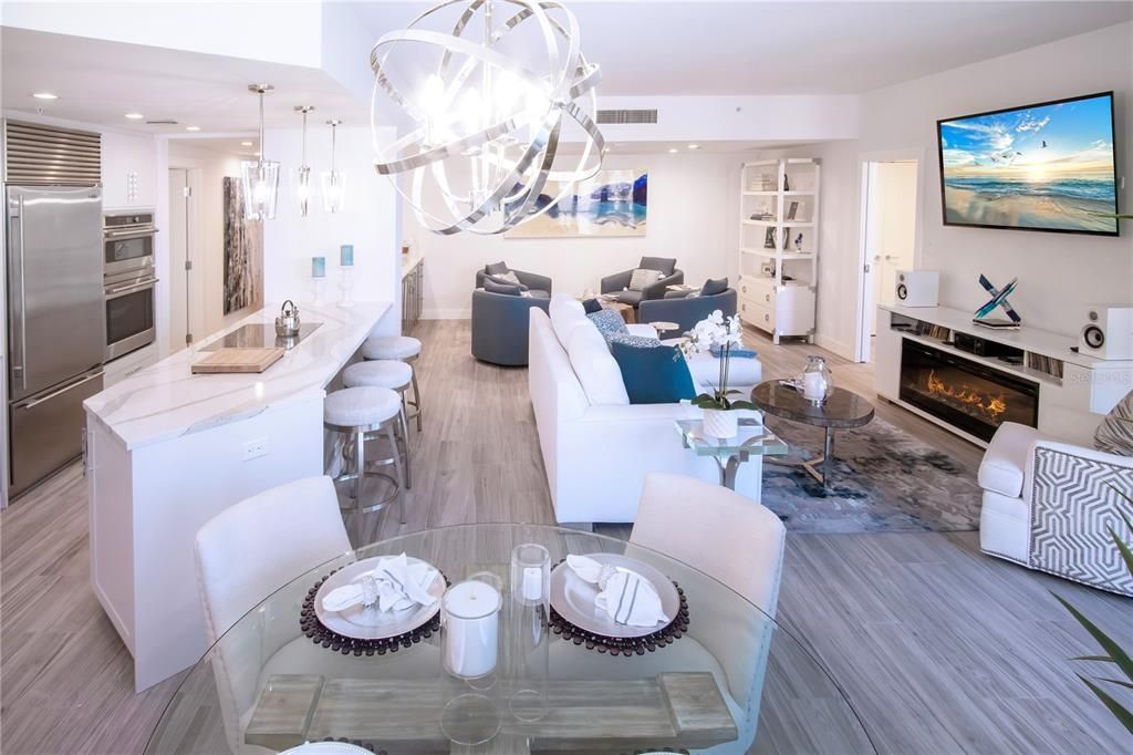 For Sale: $1,595,000 (2 beds, 2 baths, 1598 Square Feet)