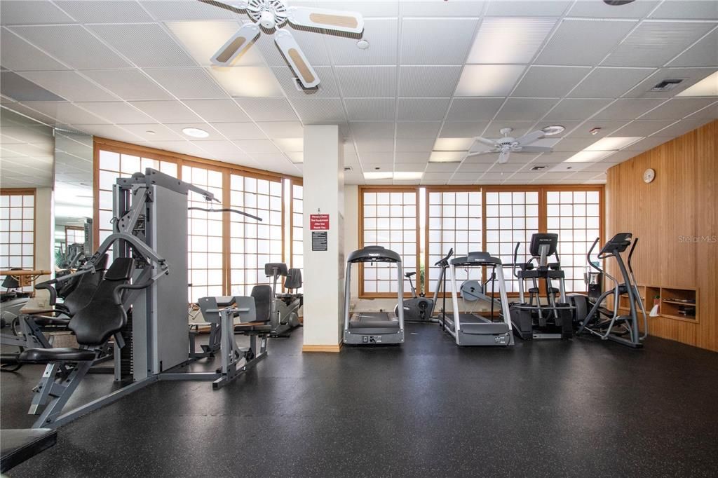 For Sale: $1,595,000 (2 beds, 2 baths, 1598 Square Feet)