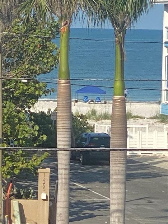 For Sale: $628,000 (2 beds, 2 baths, 973 Square Feet)