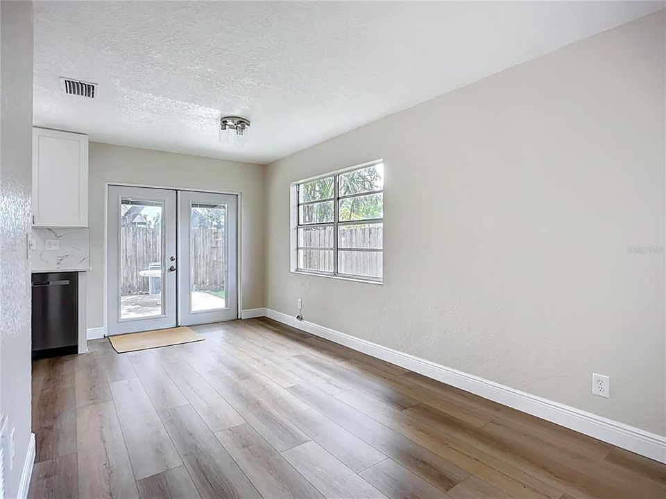 Active With Contract: $344,000 (4 beds, 2 baths, 1258 Square Feet)