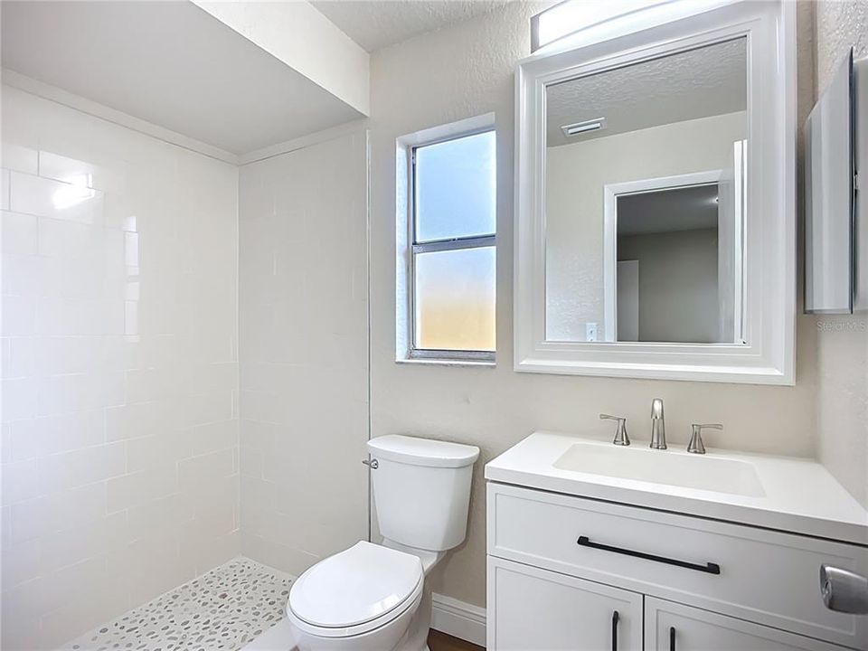 Active With Contract: $344,000 (4 beds, 2 baths, 1258 Square Feet)