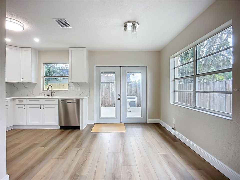 Active With Contract: $344,000 (4 beds, 2 baths, 1258 Square Feet)