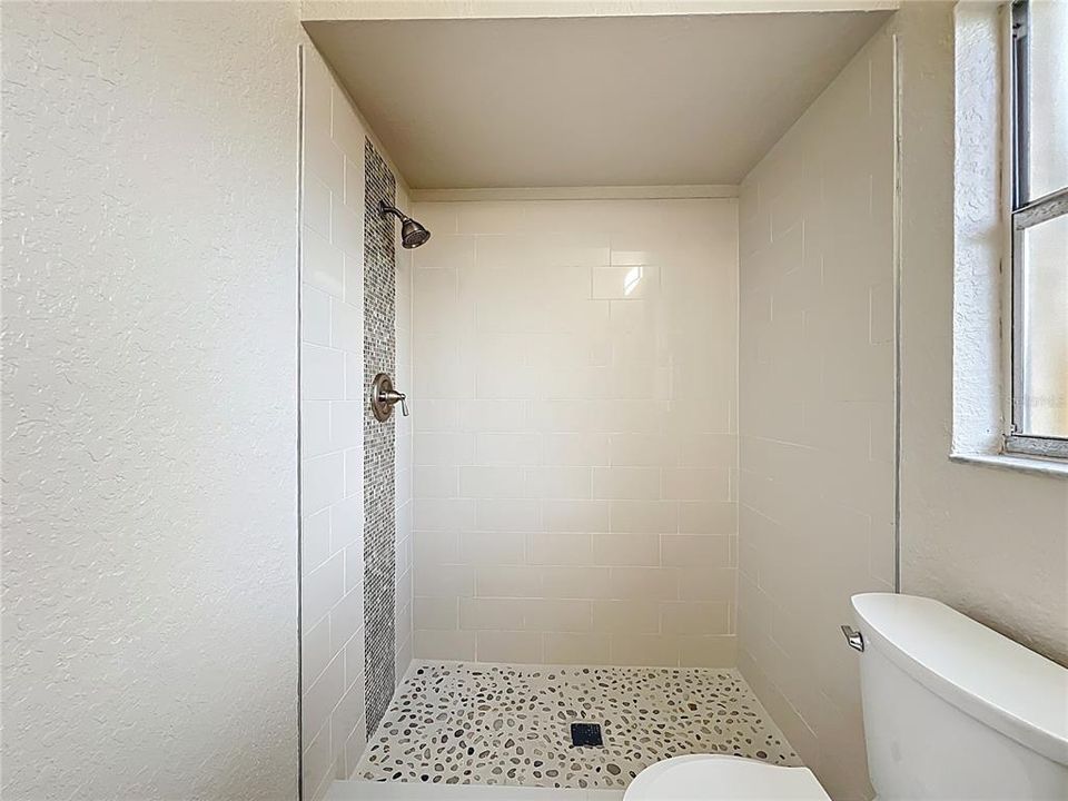 Active With Contract: $344,000 (4 beds, 2 baths, 1258 Square Feet)