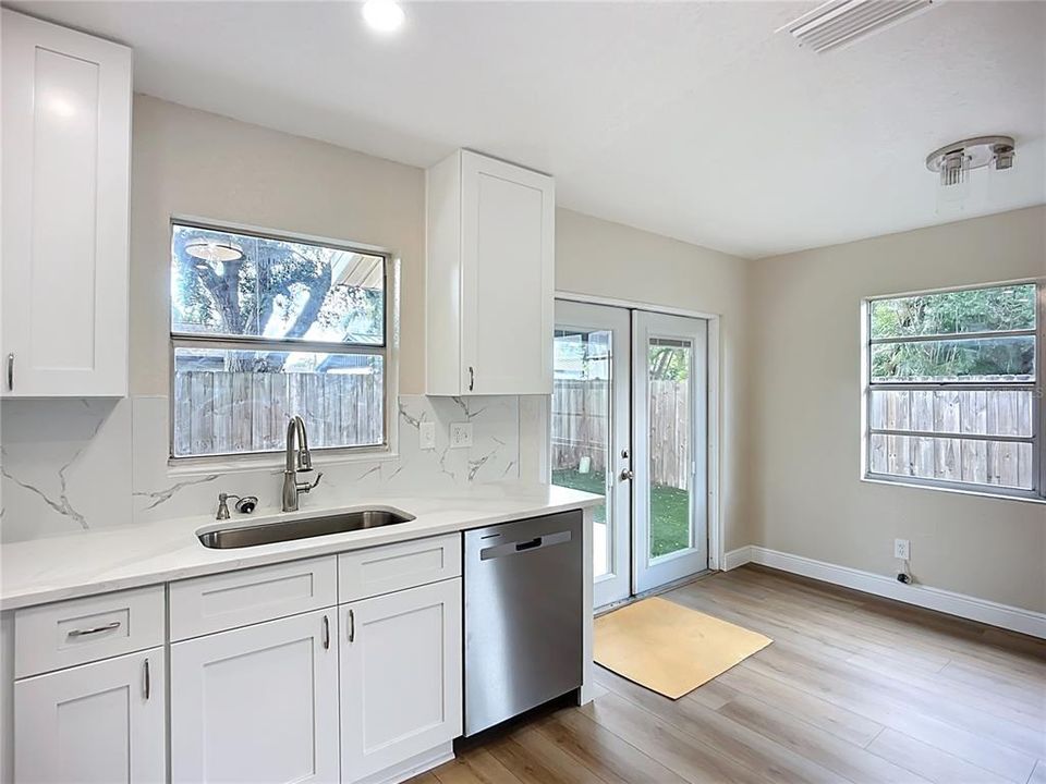 Active With Contract: $344,000 (4 beds, 2 baths, 1258 Square Feet)