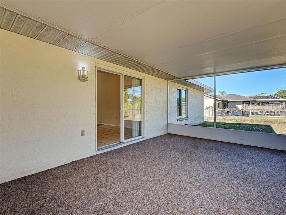 На продажу: $245,000 (3 спален, 2 ванн, 1201 Квадратных фут)