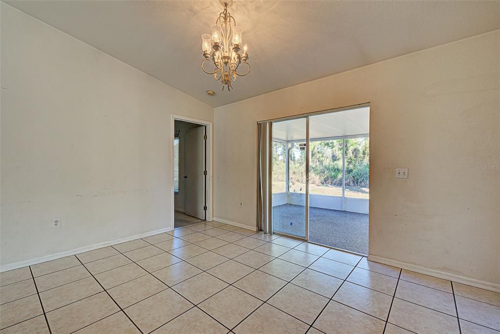 На продажу: $245,000 (3 спален, 2 ванн, 1201 Квадратных фут)