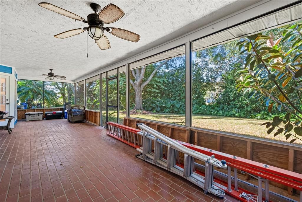 待售: $615,000 (4 贝兹, 2 浴室, 2502 平方英尺)