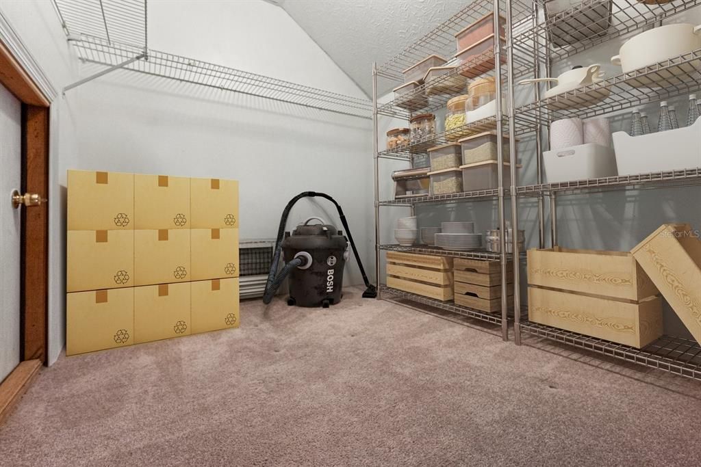 待售: $615,000 (4 贝兹, 2 浴室, 2502 平方英尺)