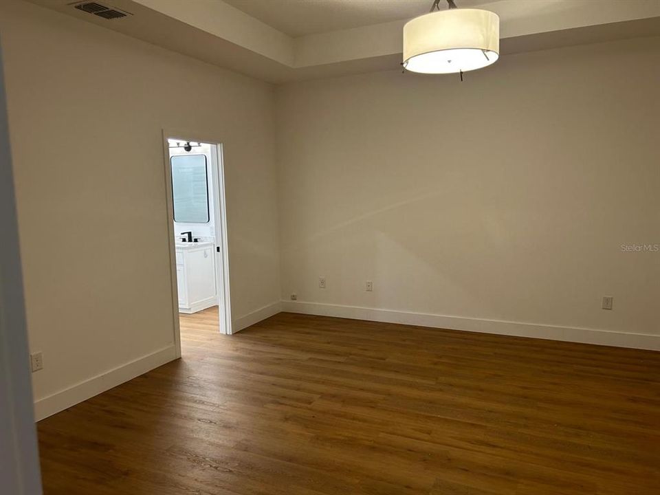 For Rent: $4,000 (4 beds, 2 baths, 2274 Square Feet)