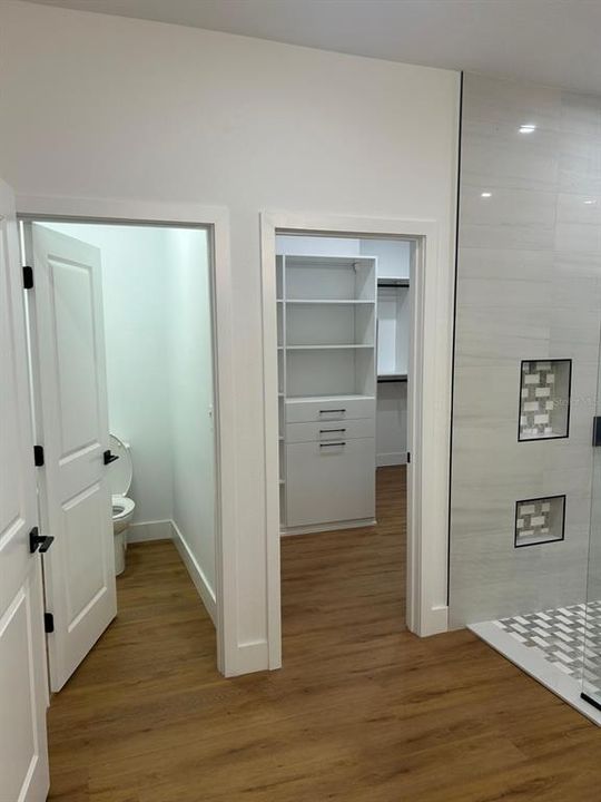 For Rent: $4,000 (4 beds, 2 baths, 2274 Square Feet)