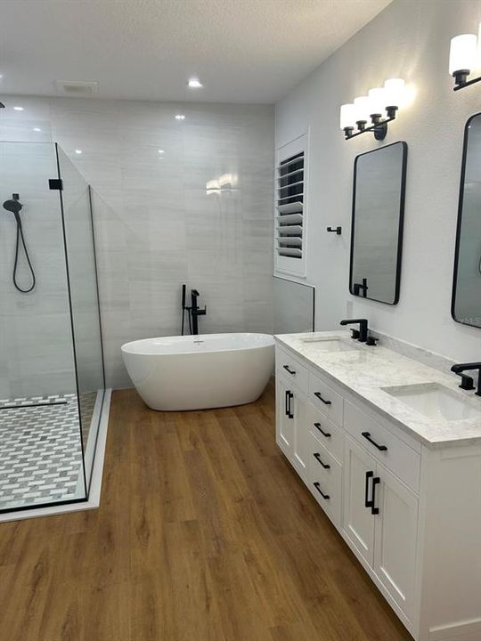 For Rent: $4,000 (4 beds, 2 baths, 2274 Square Feet)