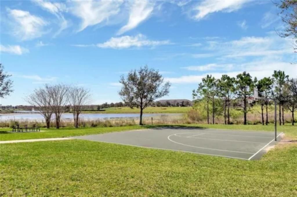 For Rent: $4,000 (4 beds, 2 baths, 2274 Square Feet)