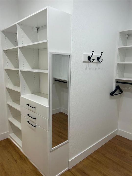 For Rent: $4,000 (4 beds, 2 baths, 2274 Square Feet)