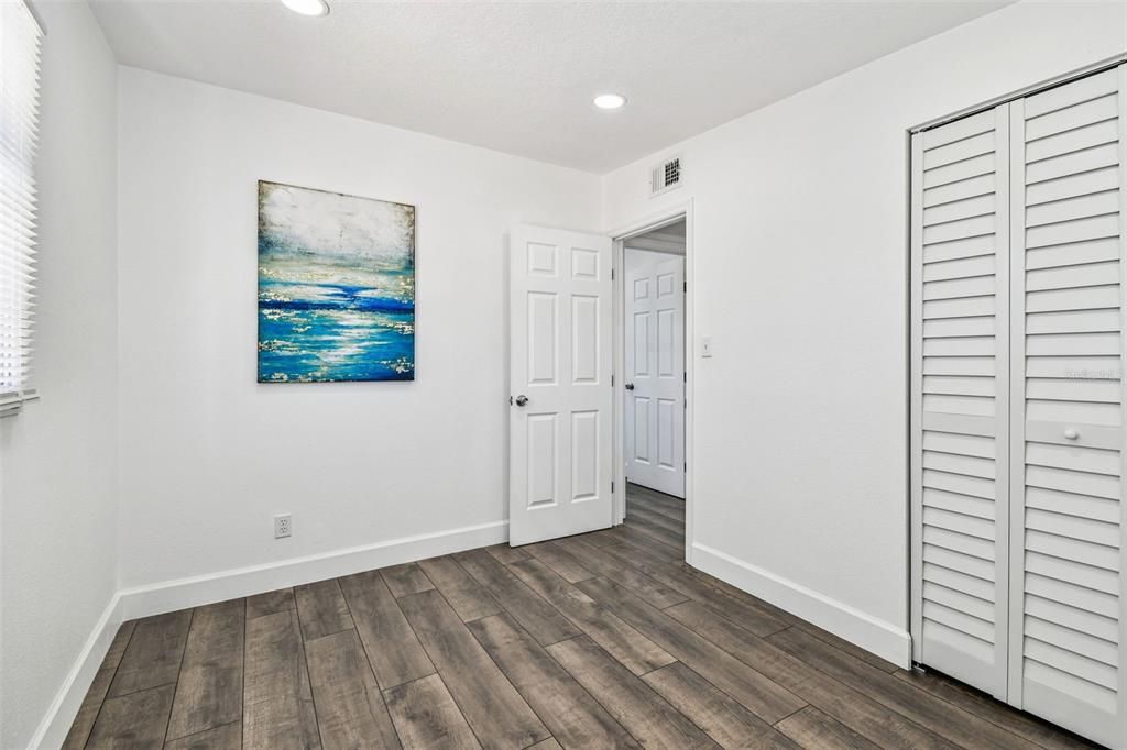 Active With Contract: $359,000 (4 beds, 2 baths, 1677 Square Feet)