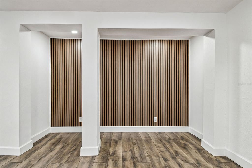 Active With Contract: $359,000 (4 beds, 2 baths, 1677 Square Feet)