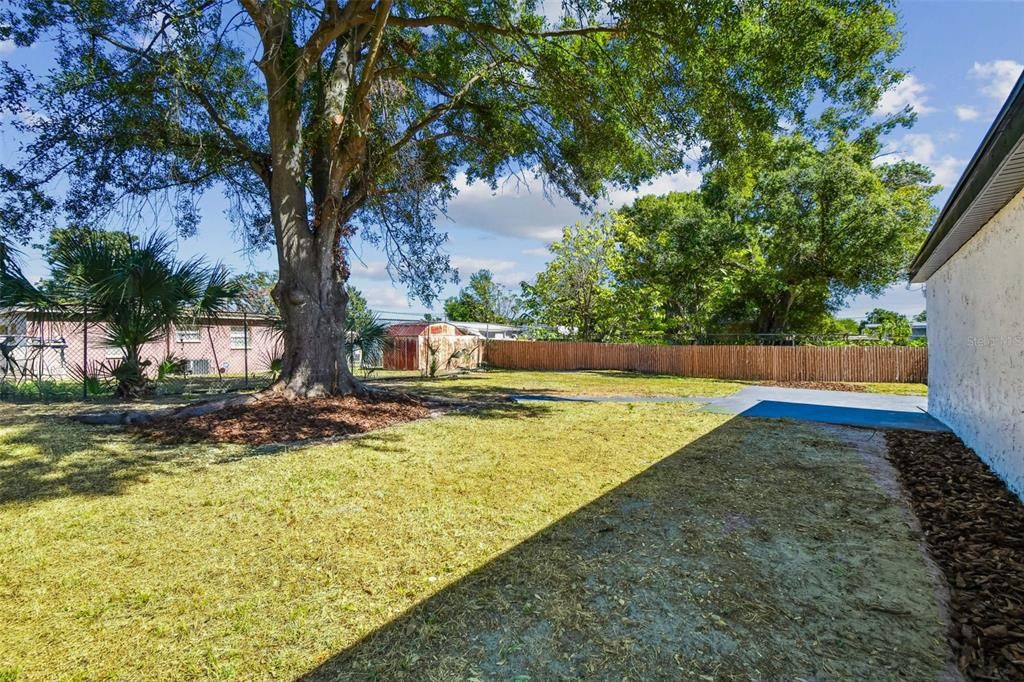 Active With Contract: $359,000 (4 beds, 2 baths, 1677 Square Feet)