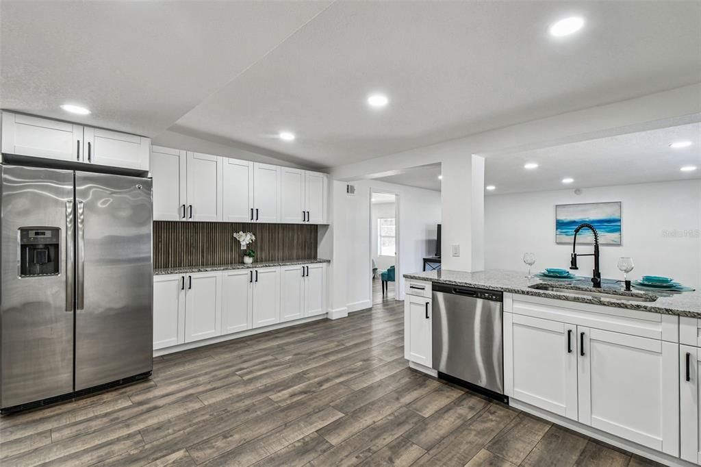 Active With Contract: $359,000 (4 beds, 2 baths, 1677 Square Feet)