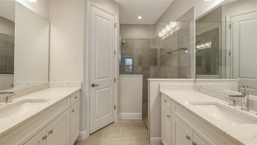 待售: $412,990 (2 贝兹, 2 浴室, 1530 平方英尺)