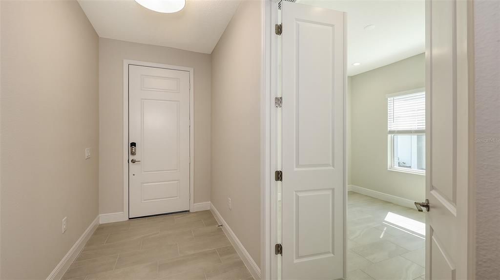 待售: $412,990 (2 贝兹, 2 浴室, 1530 平方英尺)