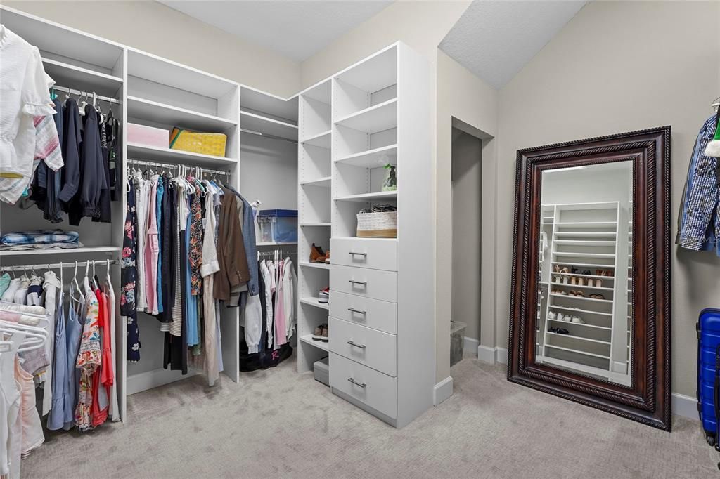 For Sale: $1,195,000 (4 beds, 3 baths, 2742 Square Feet)